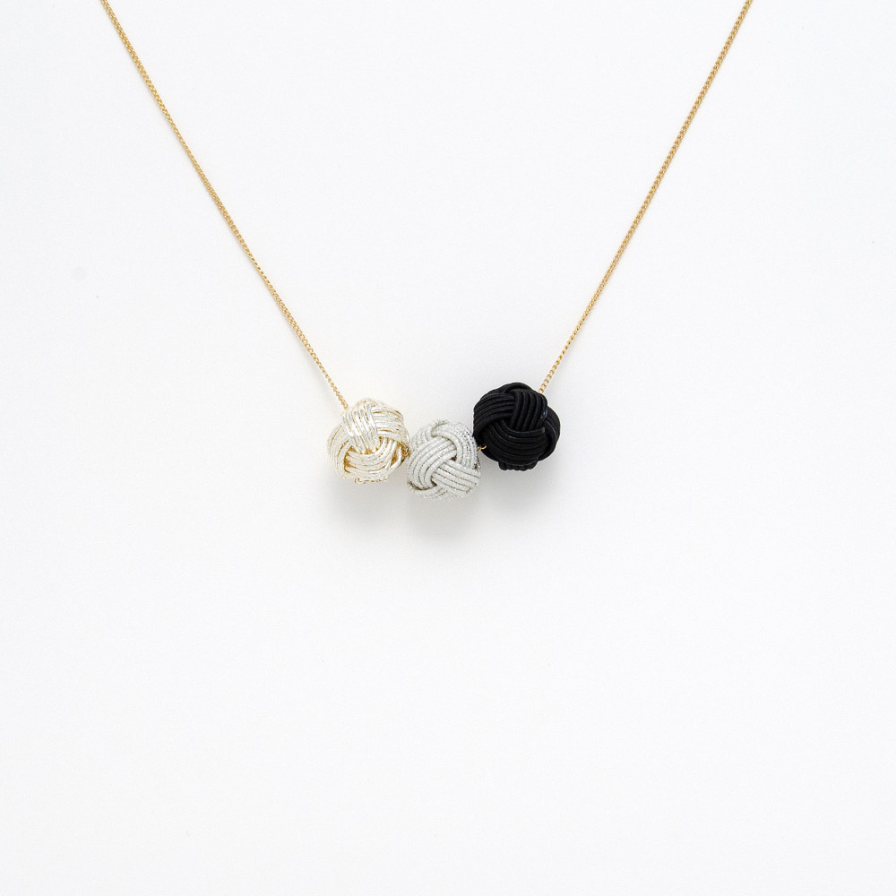 水引ネックレス　玉結び　玄